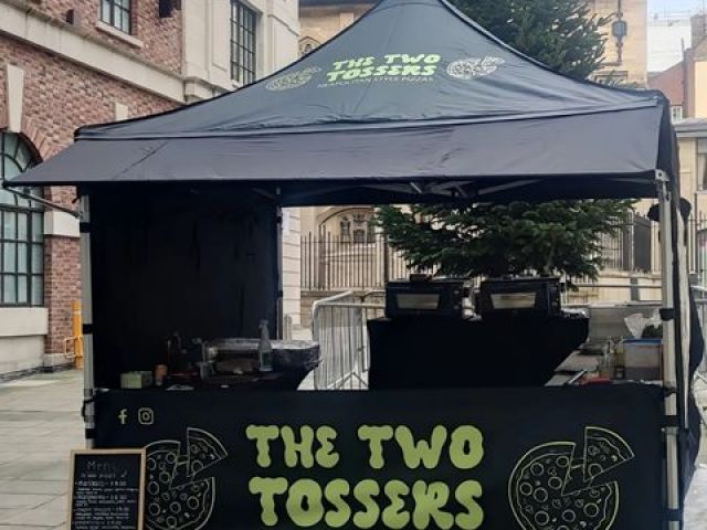 two-tozzers-pizza (32)-kireth-ai